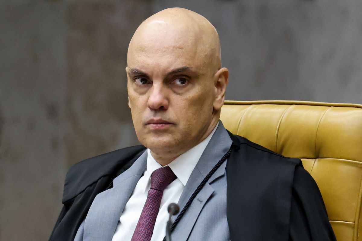 O que a PF aponta contra Moraes e como o ministro se defende