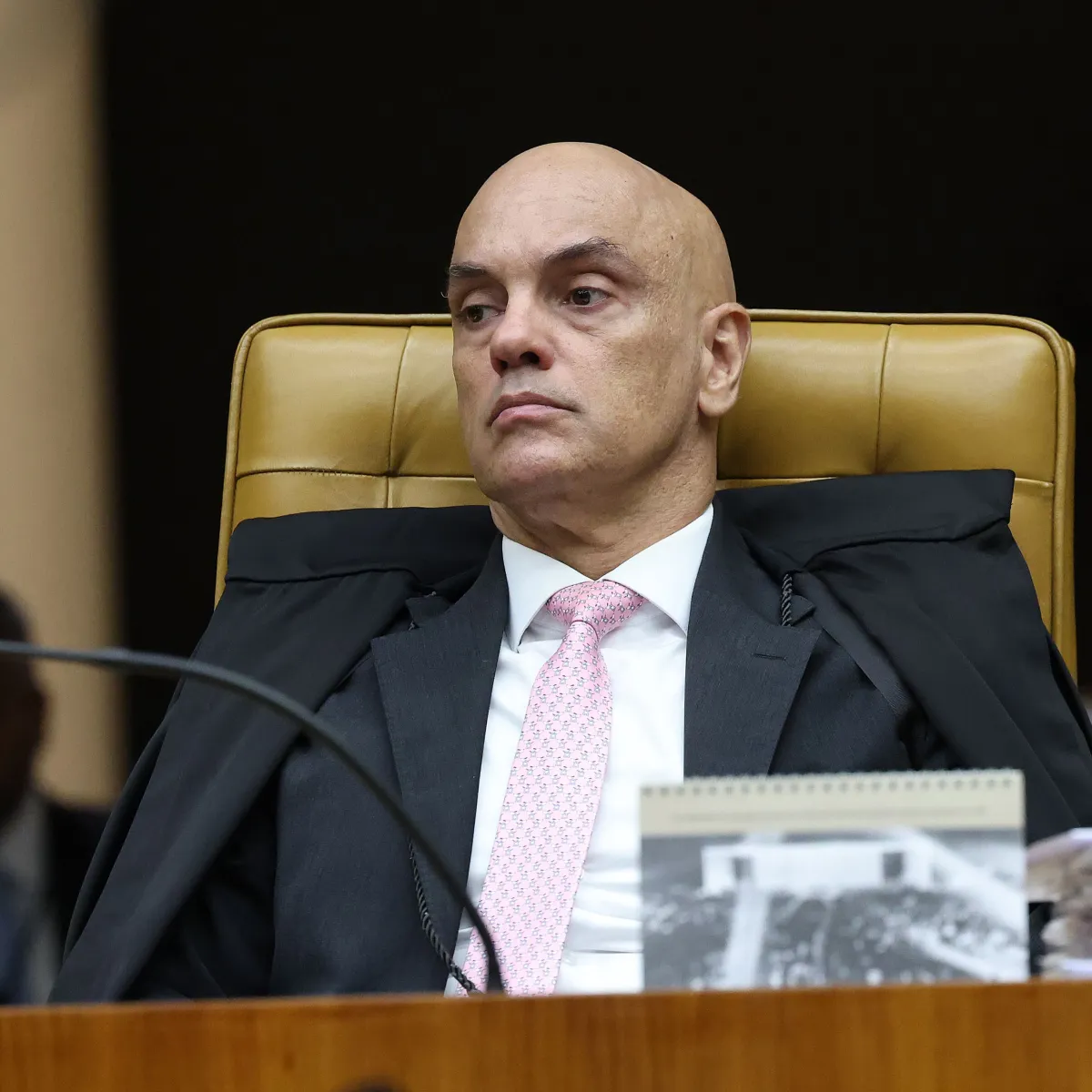 Moraes classifica como ilegal a apuração de Mendonça e nega favorecimento a Vorcaro