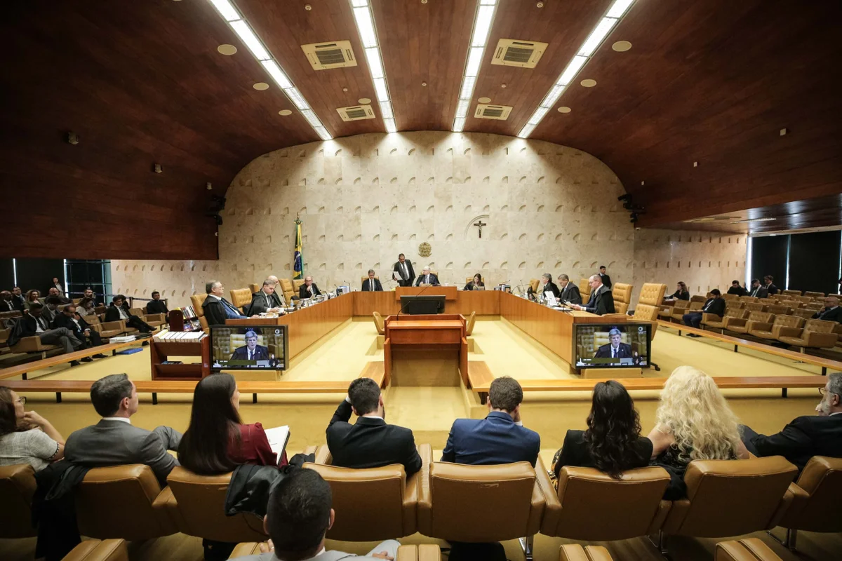 Sessão do STF terá praça fechada, drones e celular lacrado