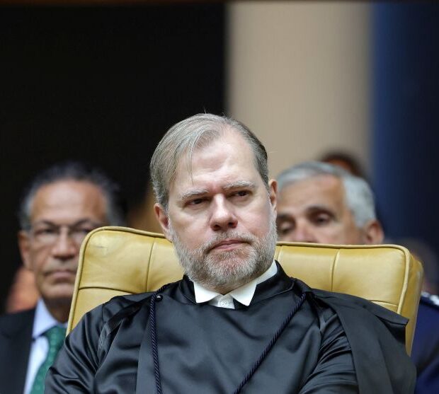 Toffoli alega foro íntimo e não vota no caso Moraes