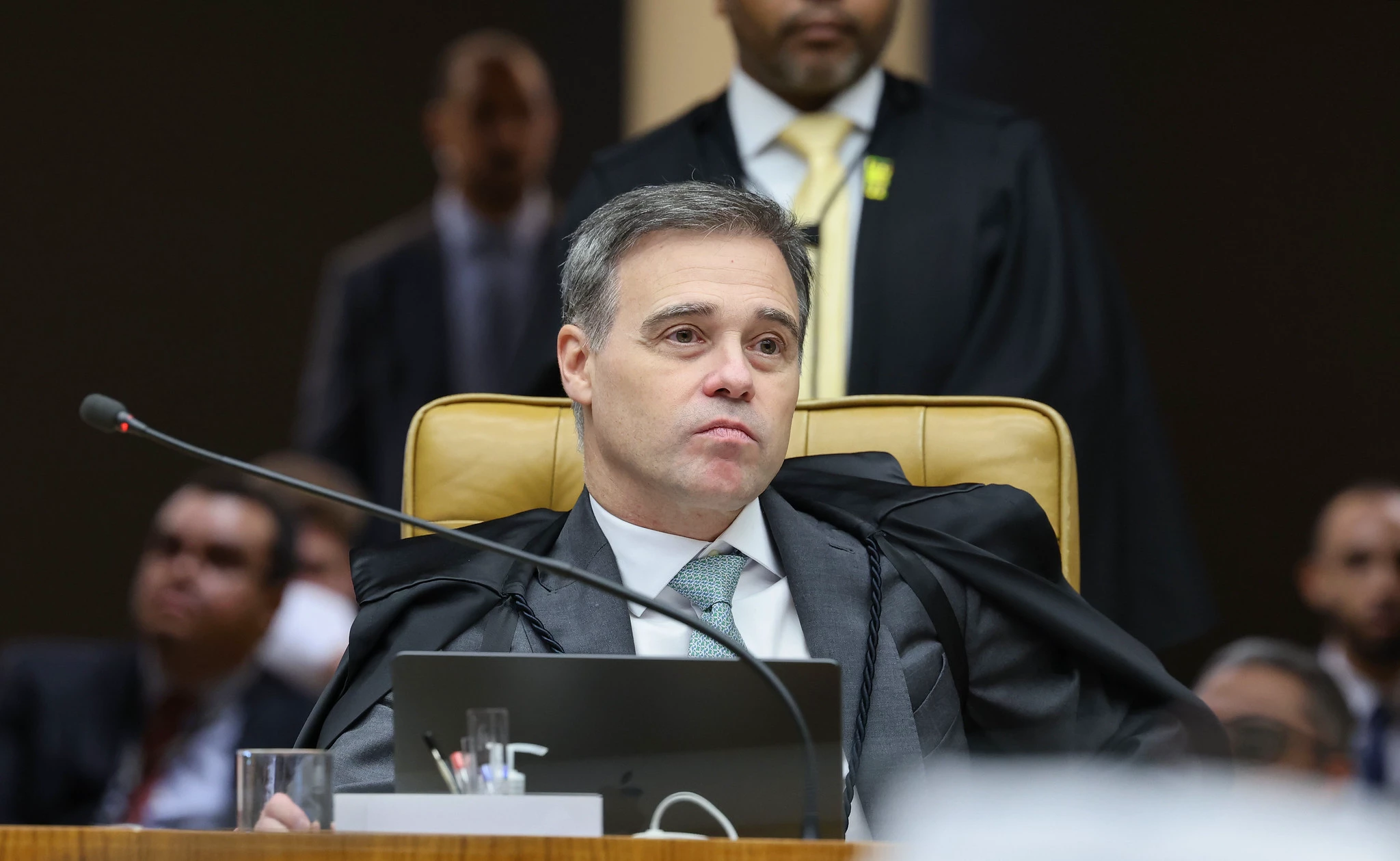 Mendonça rebate Gilmar e nega vazamentos no caso Master