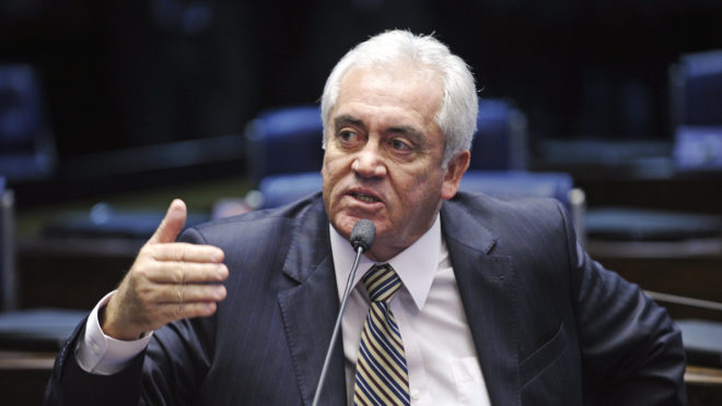 Vorcaro trata Otto Alencar como “conselheiro” e “comandante” em diálogos periciados pela PF