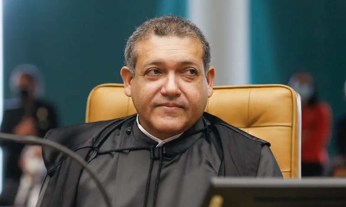 Nunes Marques deve liberar revisão de Bolsonaro só depois do 2º turno