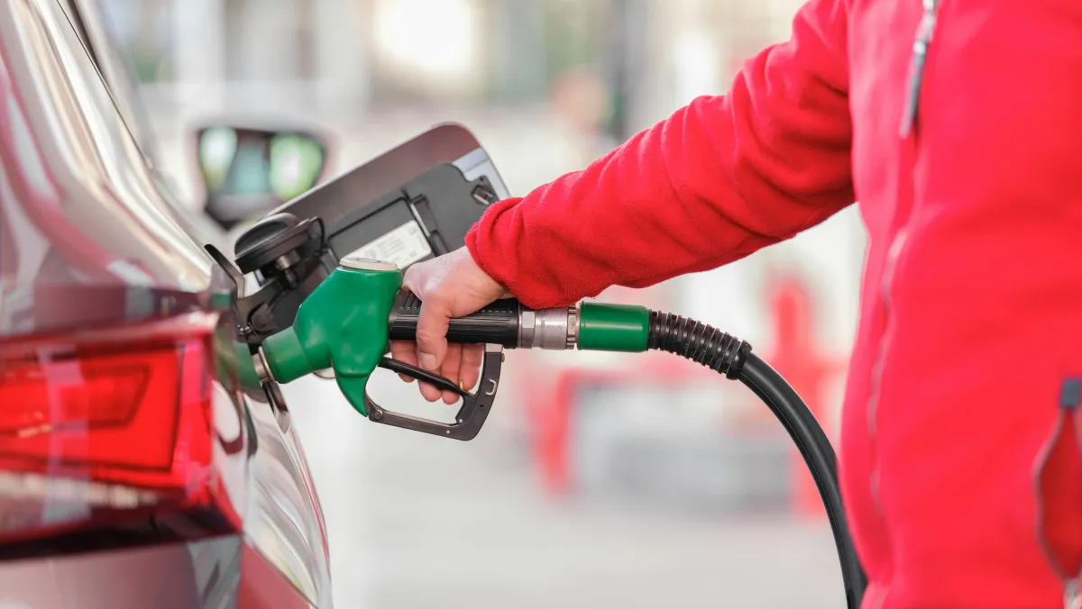 Governo publica MP de R$ 7,5 bi para o diesel e zera tributos da gasolina