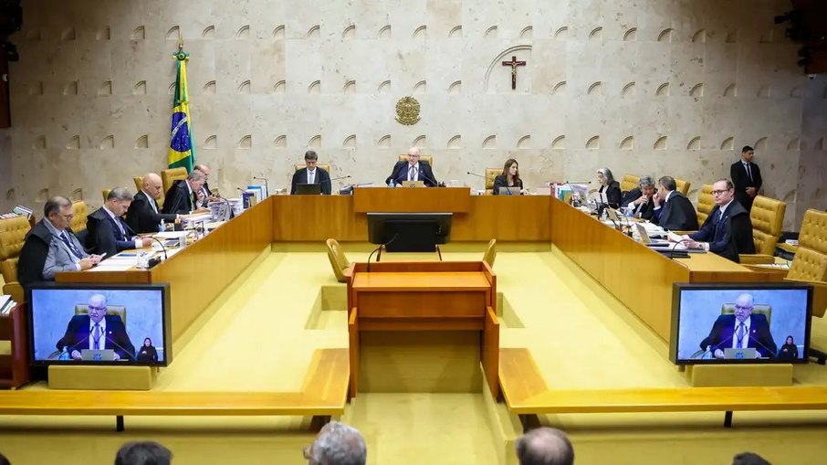 PF apresenta a Fachin relatório que cita seis ministros do STF no caso Master