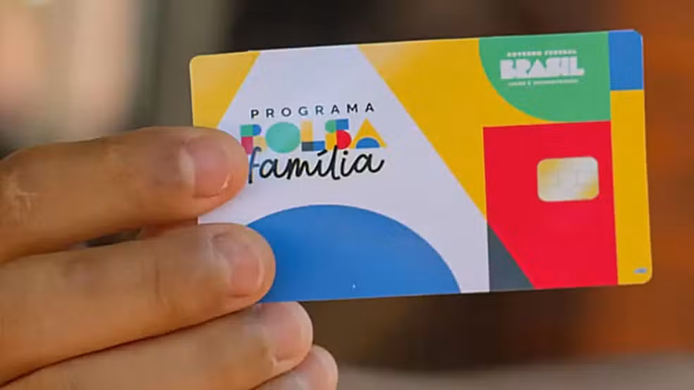 Governo antecipa Bolsa Família de outubro a seis dias do segundo turno