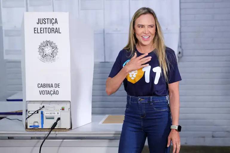 Celina Leão é reeleita governadora do Distrito Federal