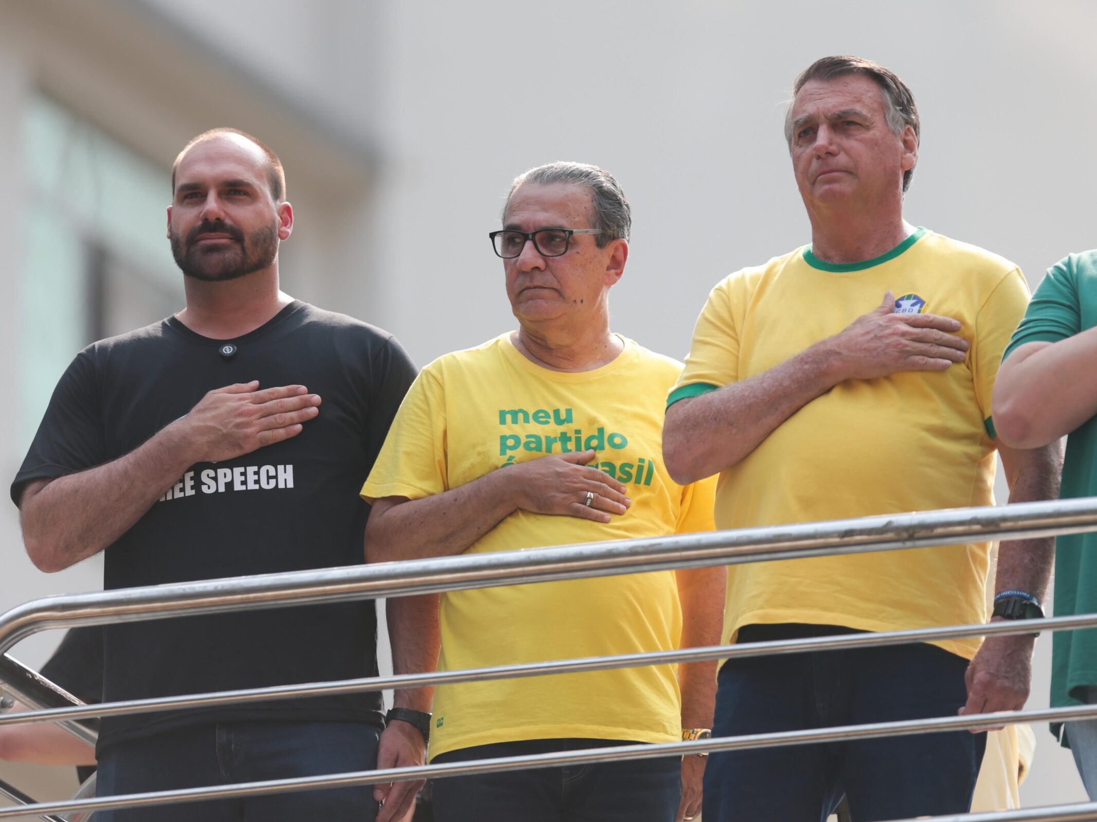 Pastor Silas Malafaia chama filhos de Bolsonaro de “jumentos” e “babacas” após carta de Flávio
